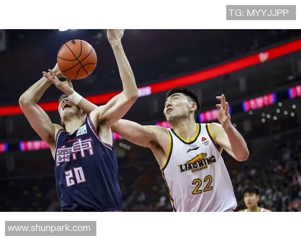 2017年11月7日CBA精彩对决广东队迎战新疆队全场回顾与精彩瞬间分析